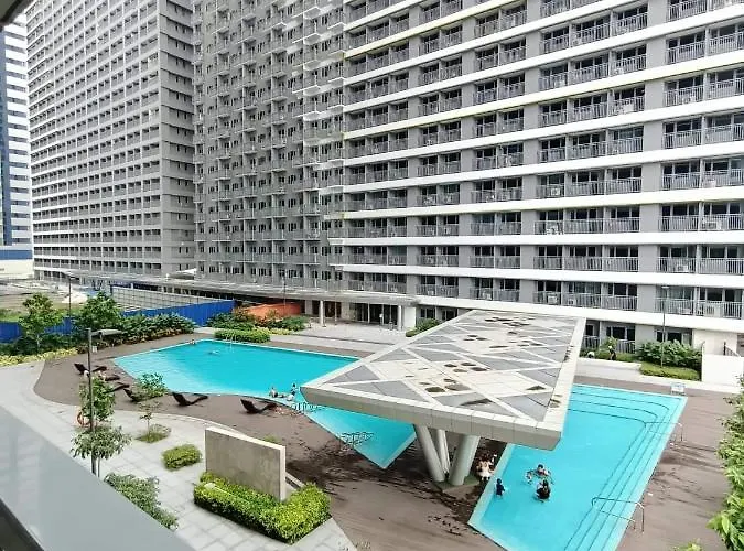 Hotel Fame Residences 2 Bedroom Pool View *